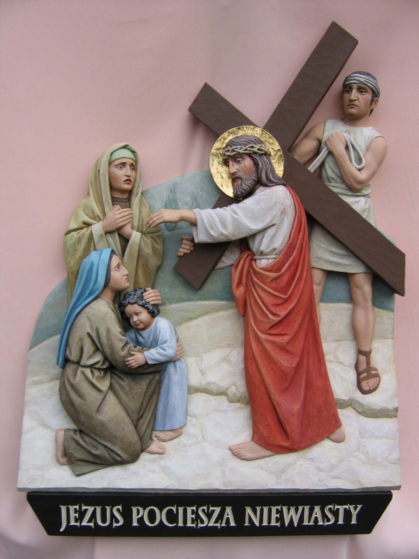Stacja drogi krzyżowej - Jezus pociesza niewiasty - płaskorzeźba w drewnie