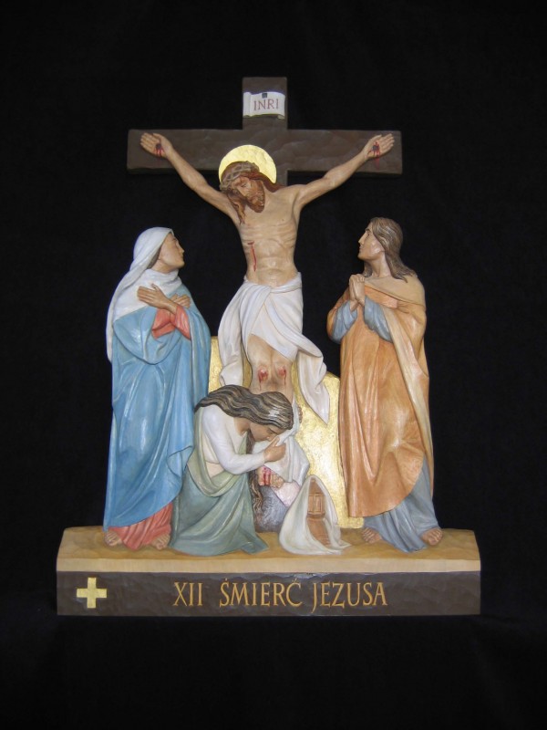 XII stacja drogi krzyżowej - Jezus umiera na krzyżu - płaskorzeźba, rzeźba, figura w drewnie