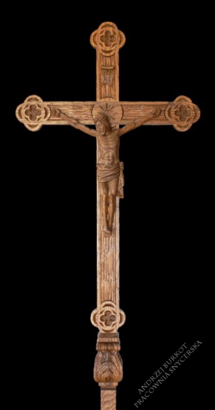 Krzyż procesyjny drewniany 3.17