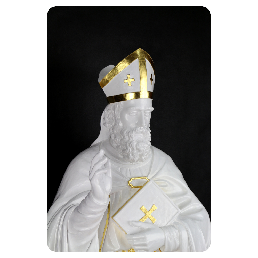 Drewniana figura postaci świętego Ambrożego